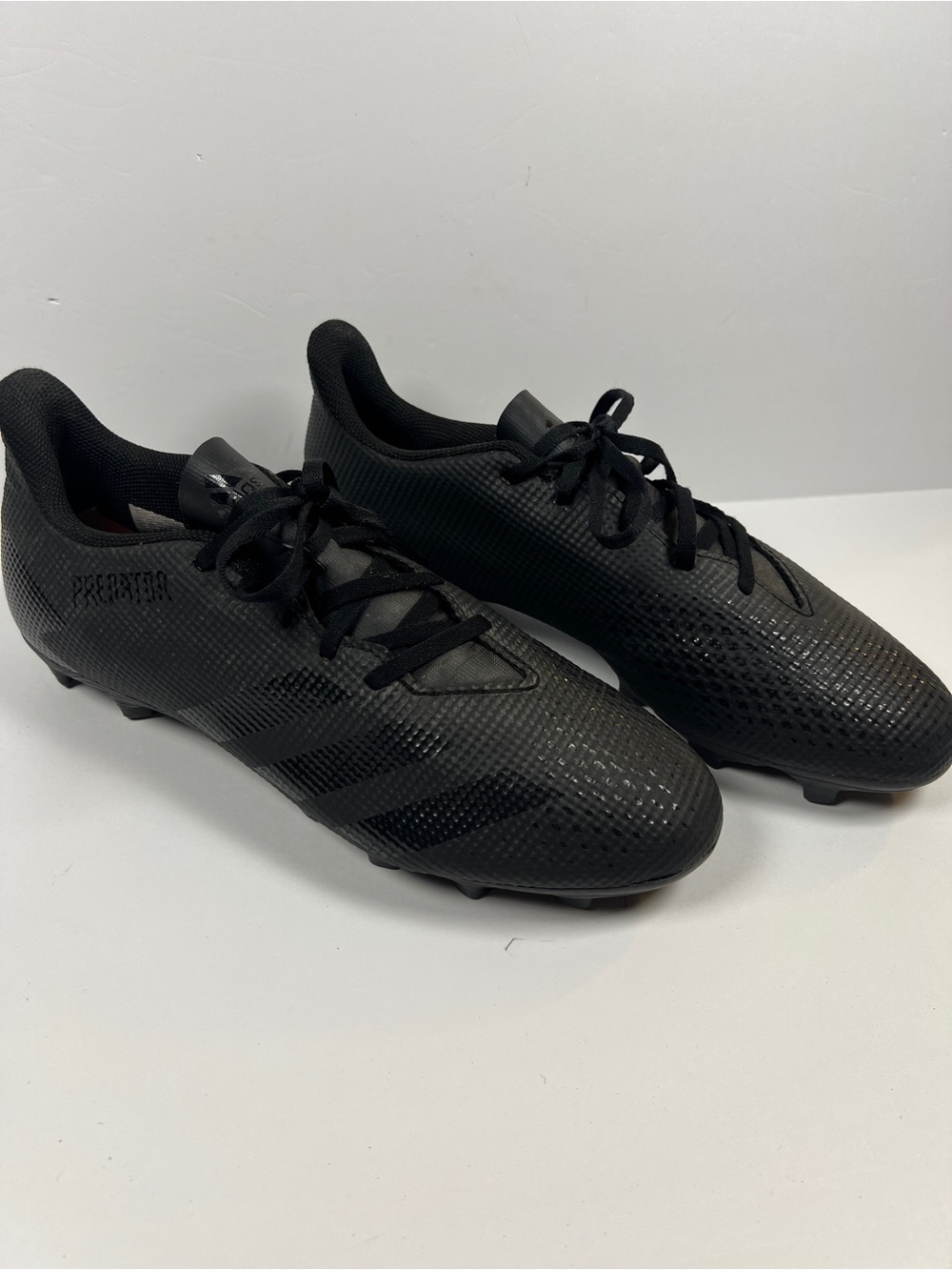 Adidas Predator 20.4 FxG Men’s 9.5 Black Soccer Cleats